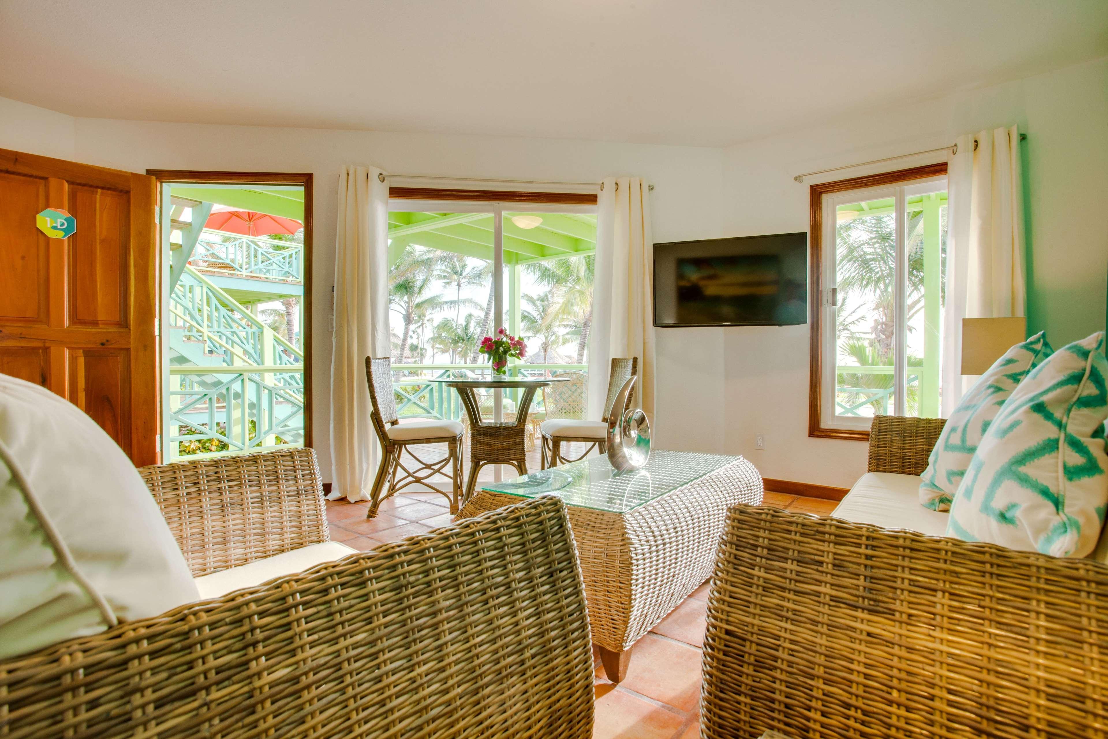 Costa Blu Beach Resort, Trademark Collection By Wyndham (Adults Only) San Pedro  Εξωτερικό φωτογραφία